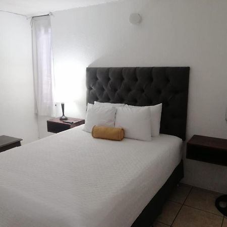 גואטמלה Global Airport Inn Free Shuttle מראה חיצוני תמונה